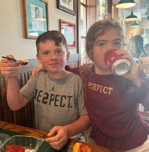 Meet your Posher, Troy